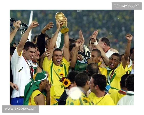 大罗谈巴西队团结信任夺冠之道 大罗谈巴西队团结信任夺冠之道